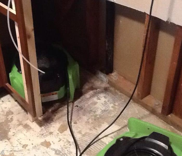 SERVPRO of Santee Lakeside repairing water damage of commercial property's ice maker with water dehumidifiers